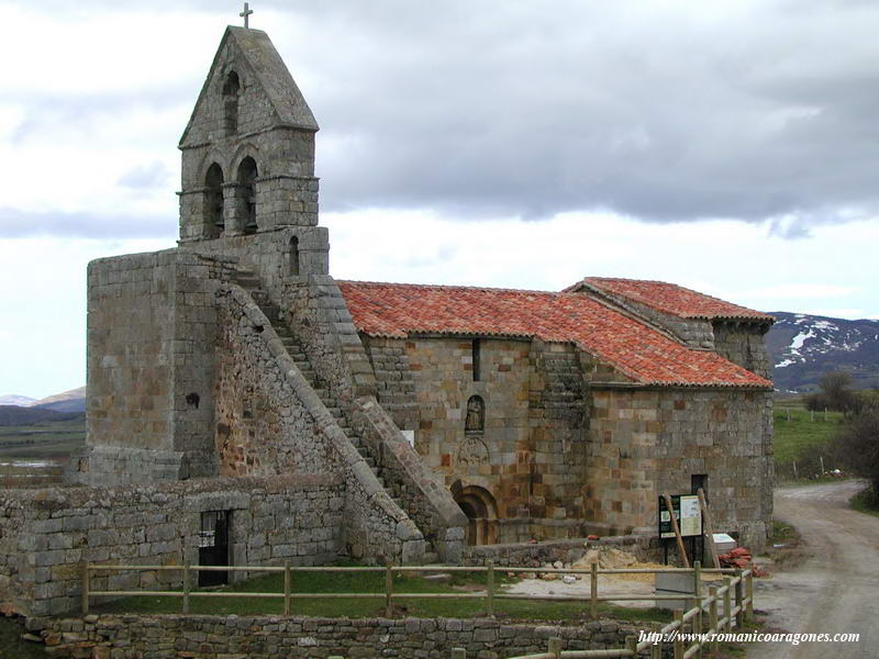 RUINAS ROMANAS AL SUR DEL TEMPLO